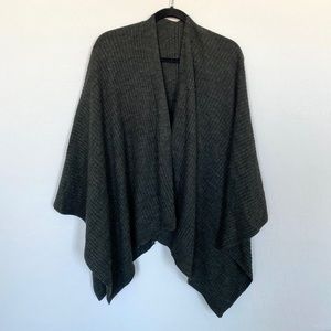 💙Uniqlo Dark Gray Pancho/Cardigan